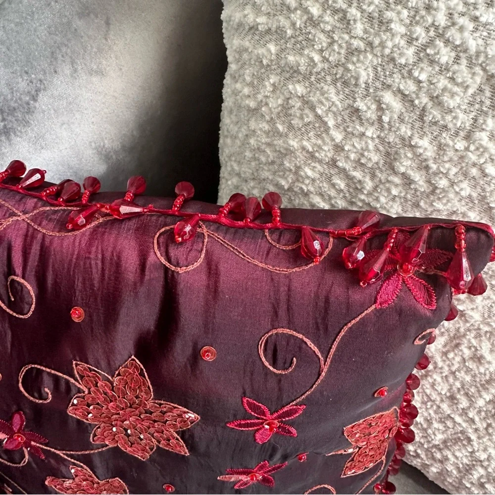 Vintage Burgundy Beaded Floral Pillow Set 2pc Boho Glam Decor 11” 6x8